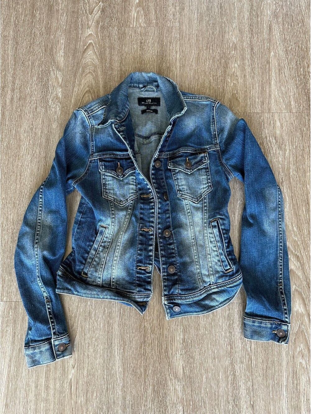 Women's medium wash denim jacket